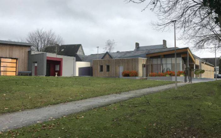 2-Salle polyvalente St MARTIN DES CHAMPS.JPG
